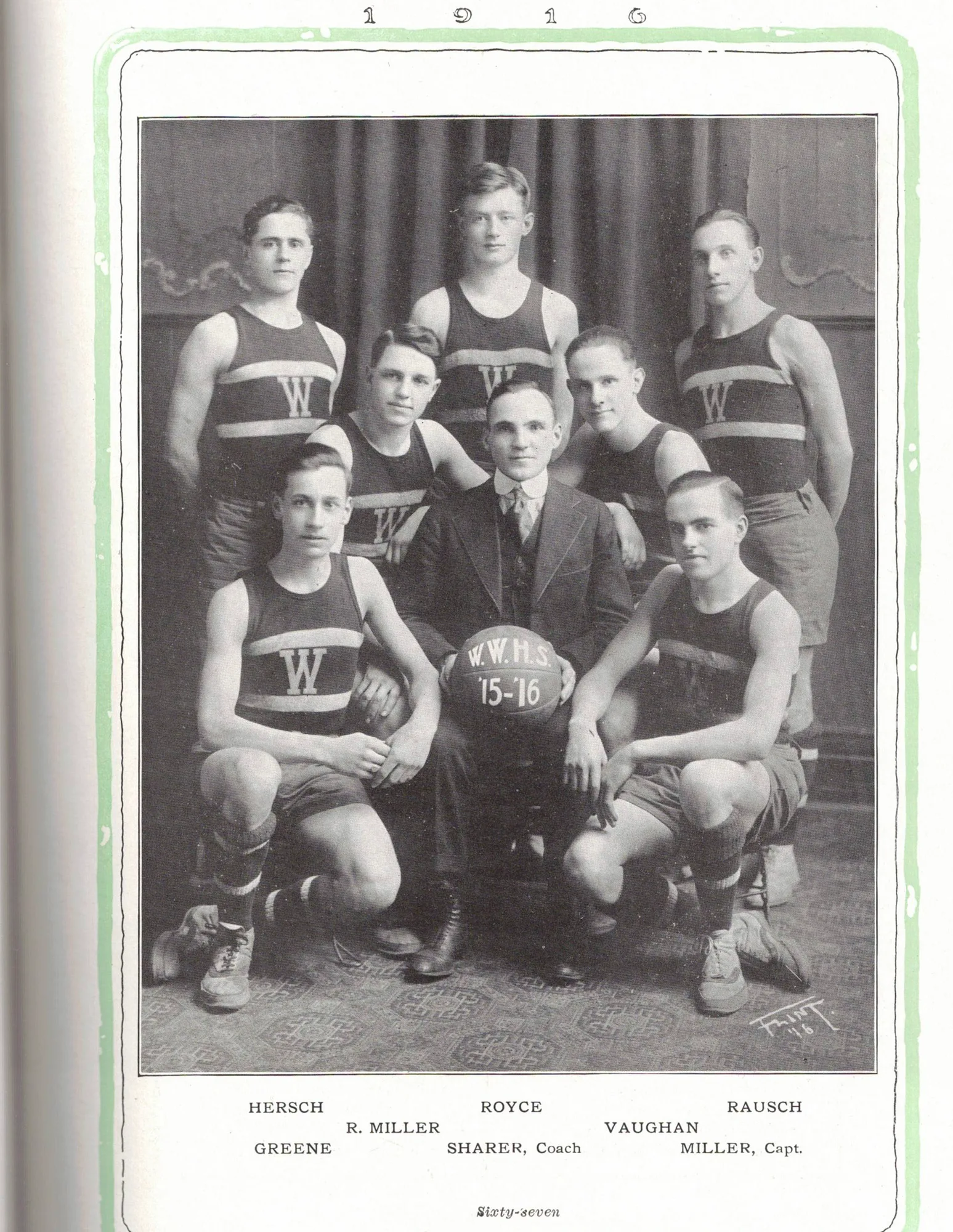 Boys Varsity Basketball team photograph