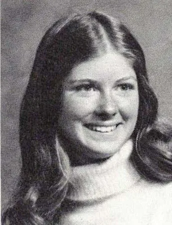 Debbie Harned — Primary portrait