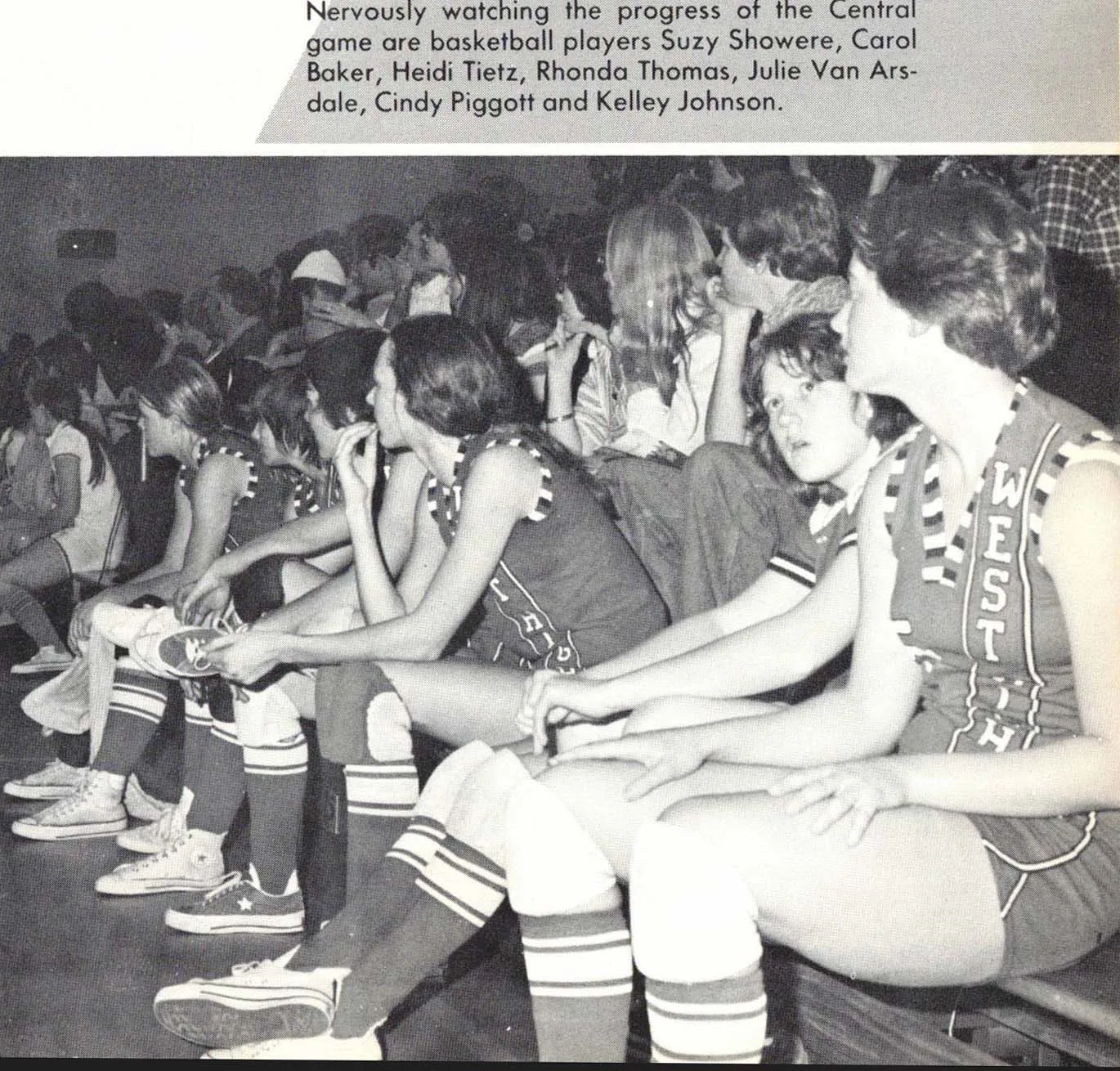 1977 Girls Varsity Basketball action 01